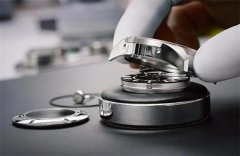 罗曼杰罗姆手表发条坏了怎么解决（专业维修指南与常见问题解答）
